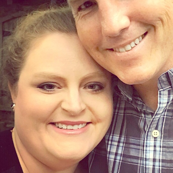 Meet your Posher, Jennifer - Picture 1 of 1